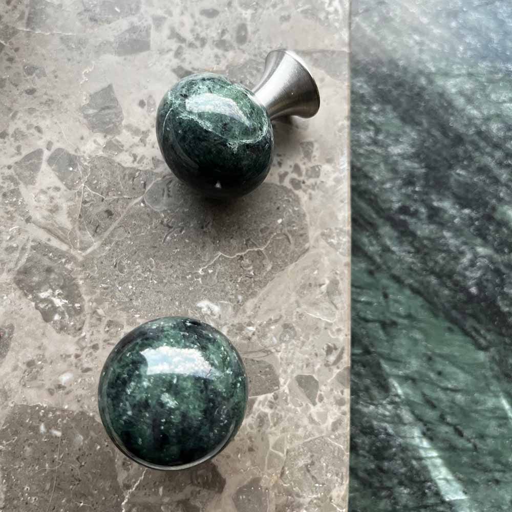Bouton Bead Straight - Marbre de Carrare Vert