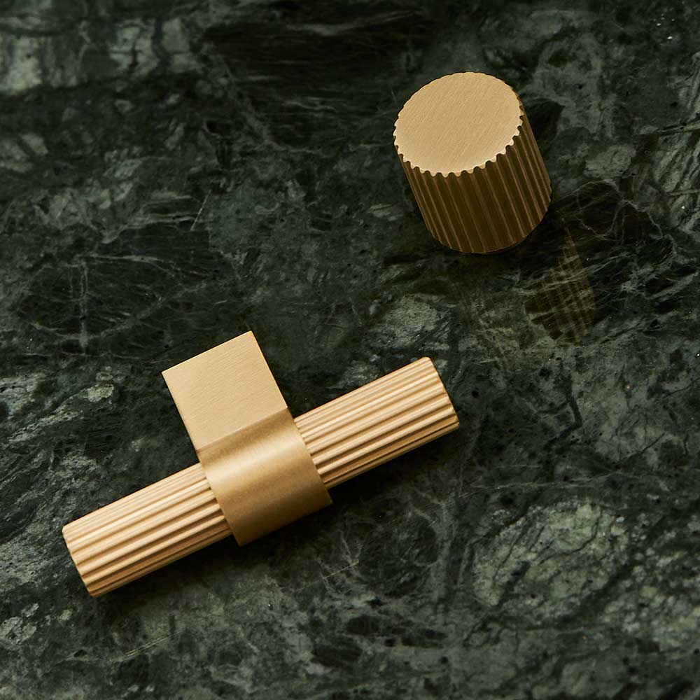 Bouton T Helix Stripe - Laiton