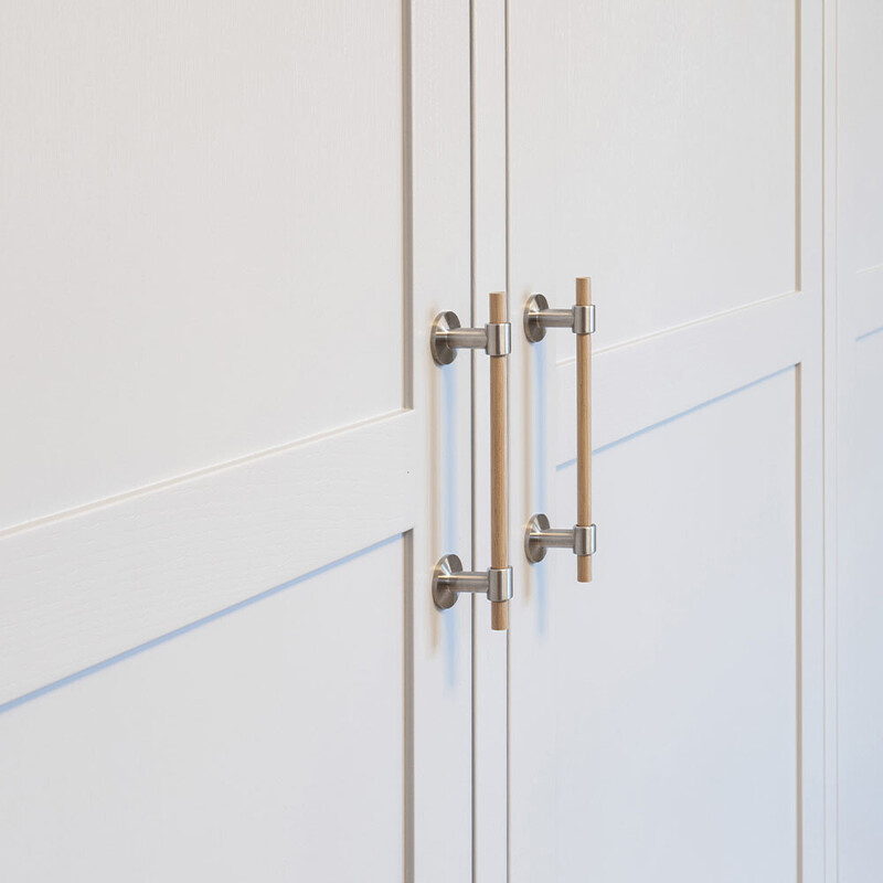 Poignée Uniform - 128mm - Chêne/Inox Brossé