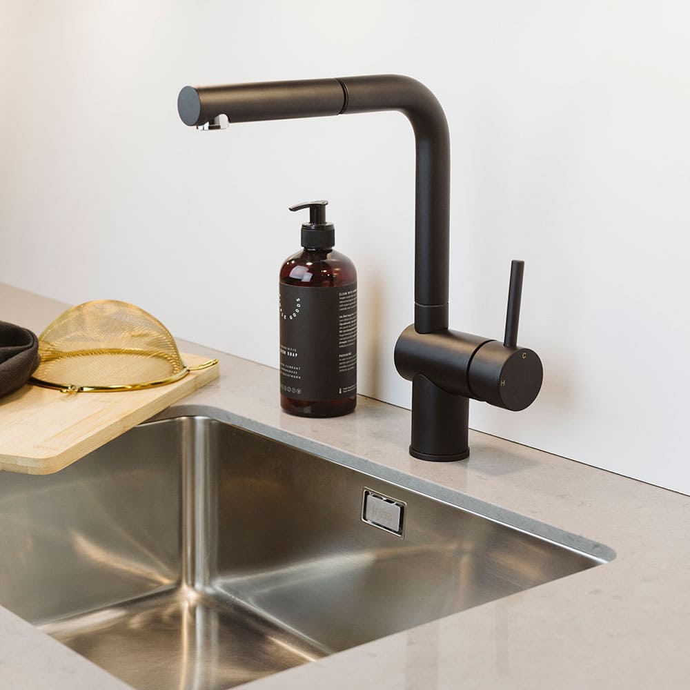 Mitigeur de Cuisine Venedig - Bec Extractible - Noir Mat