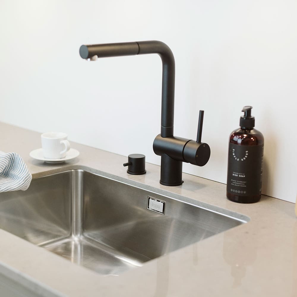 Mitigeur de Cuisine Venedig - Bec Extractible - Noir Mat