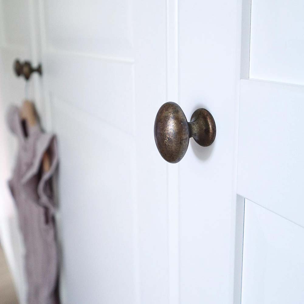Bouton 401 - Antique