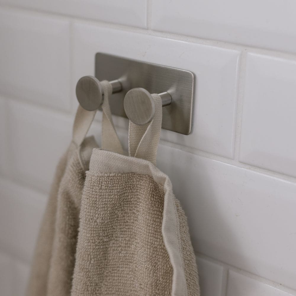 Patère Porte-serviette Base 210 2-patère - Fini Acier Inoxydable Brossé