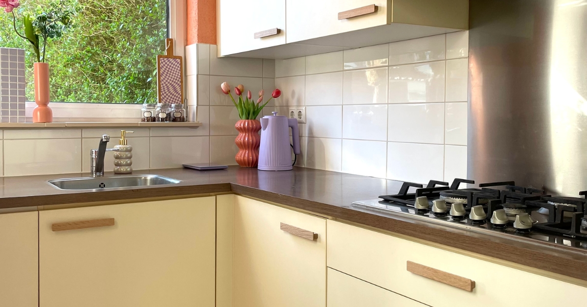 Nouvelles poignées de cuisine pour un logement en location