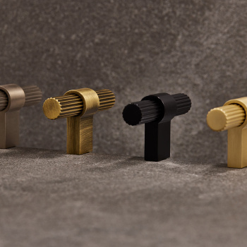 Bouton T Helix Stripe - Laiton