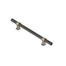 Poignée Bond - Chêne Teinté Foncé/Laiton Brossé